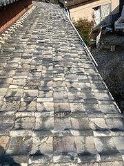 凍害被害の発生した瓦